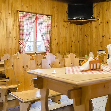 Cierny Kamen - A Restauracia *
